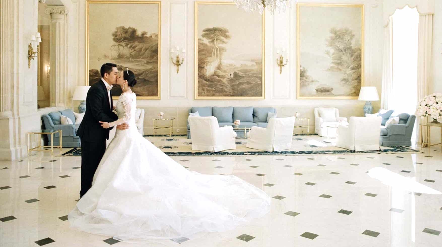 White Wedding décor