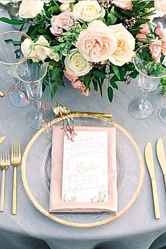 décoration de table de mariage chic rose