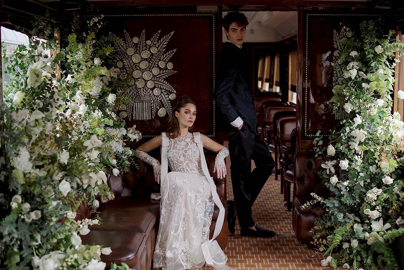 bride and groom Orient express exclusive service by atout coeur wedding