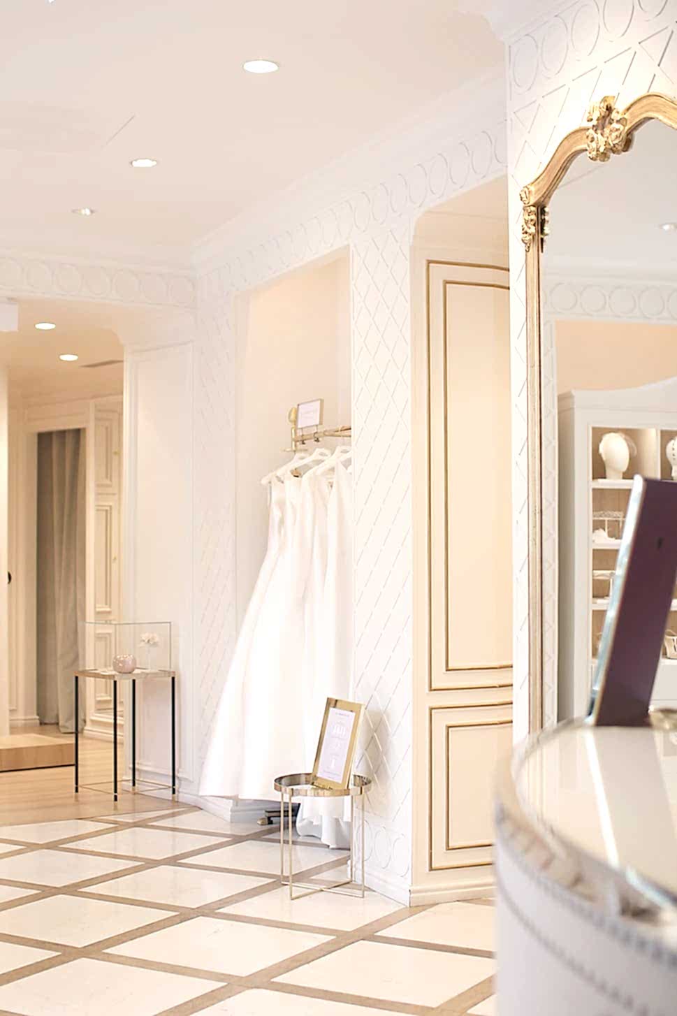 essayge atout coeur wedding paris robe de mariée luxe